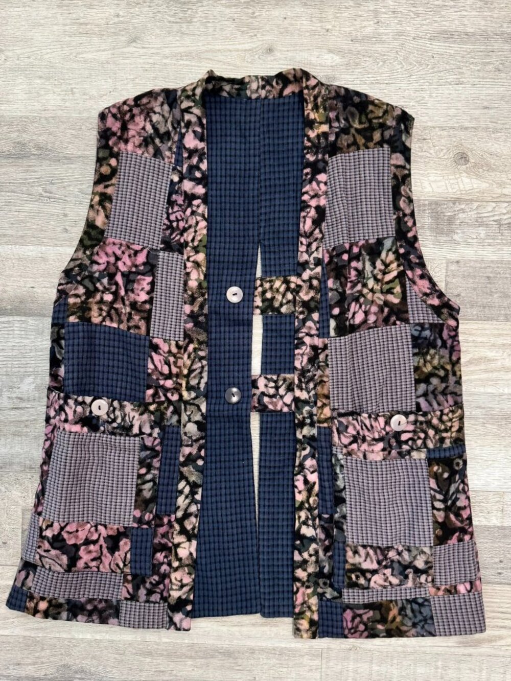 Winter Sun Cotton Reversible Vest Size Small Bohemian, Oversized, Plaid Q34